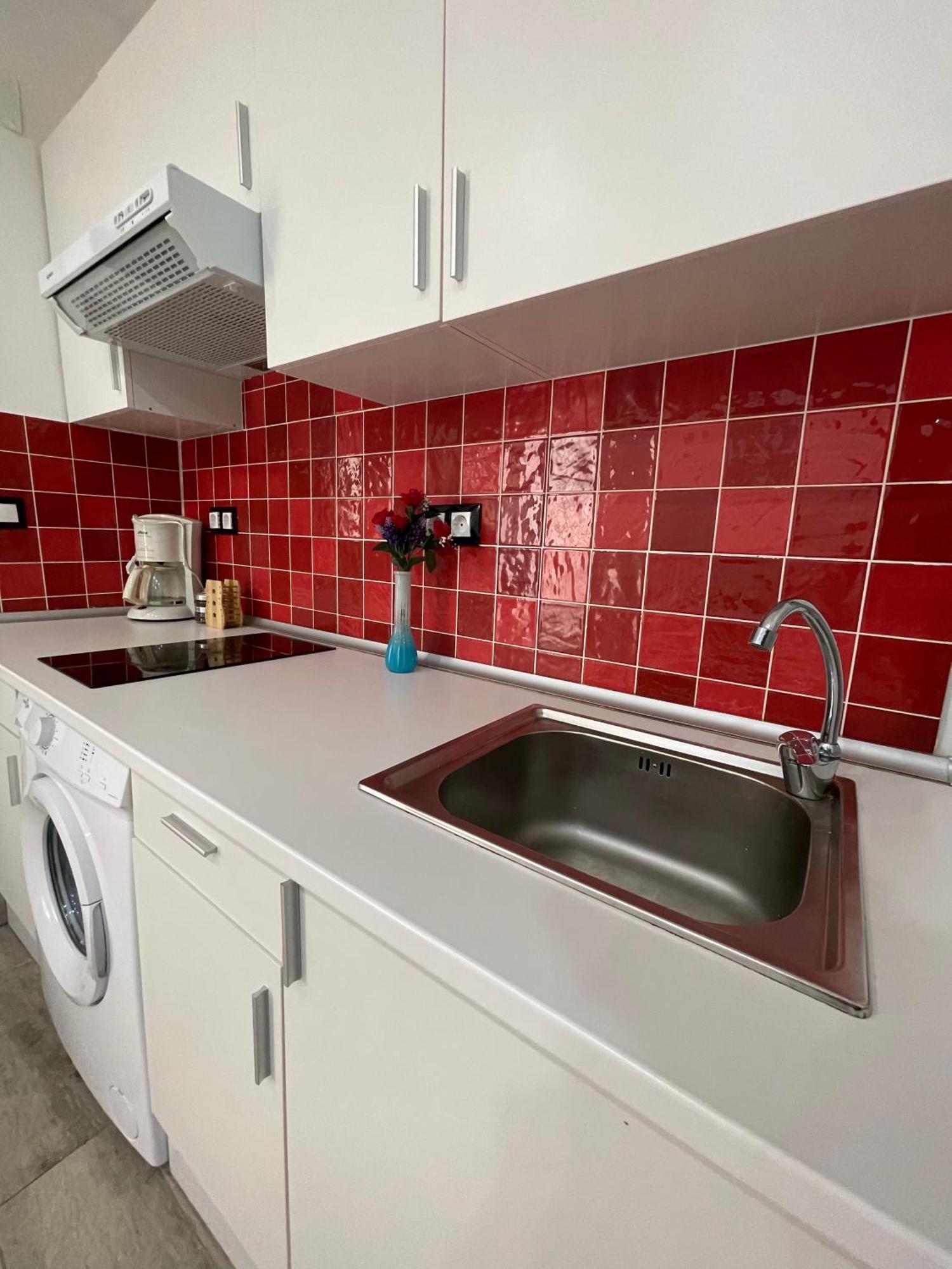 Relax Apartaments 1Min Metro Madrid Eksteriør bilde